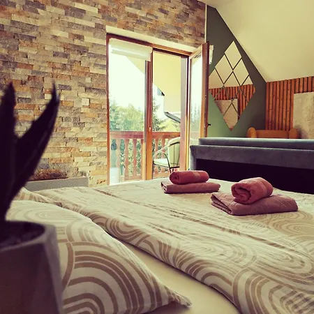 Zlatarska Studenica 아파트 *